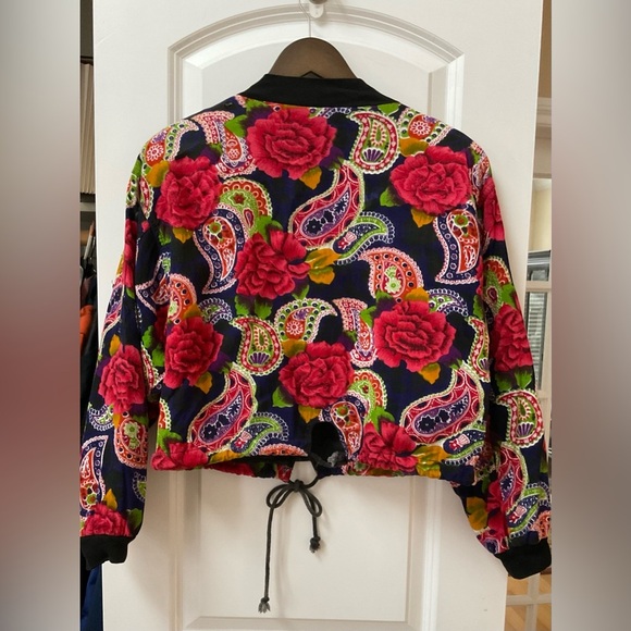 Vintage 1990’s Floral Cropped Bomber Jacket - Picture 4 of 5